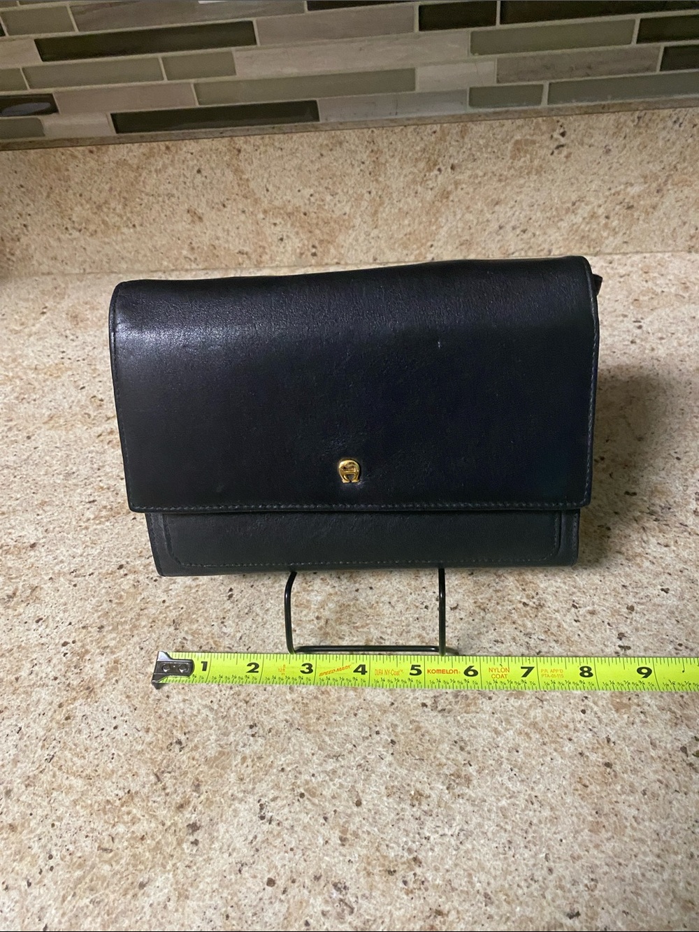 Vintage Etienne Aigner crossbody/clutch